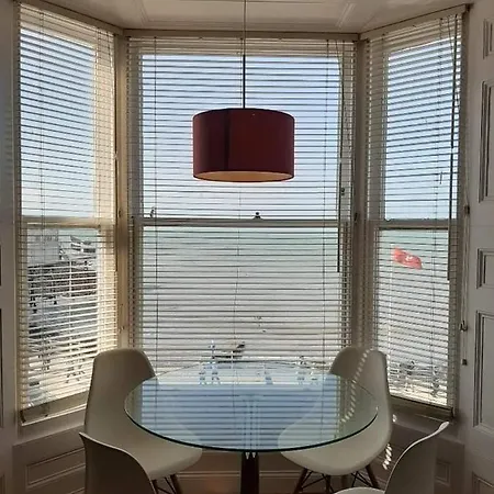 Beautiful Seafront 1 Bedroomed Apartment Aberystwyth Exterior photo