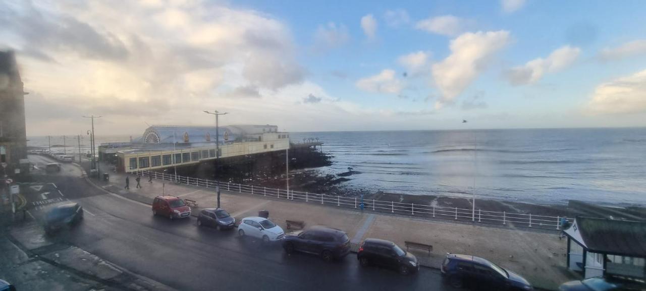 Beautiful Seafront 1 Bedroomed