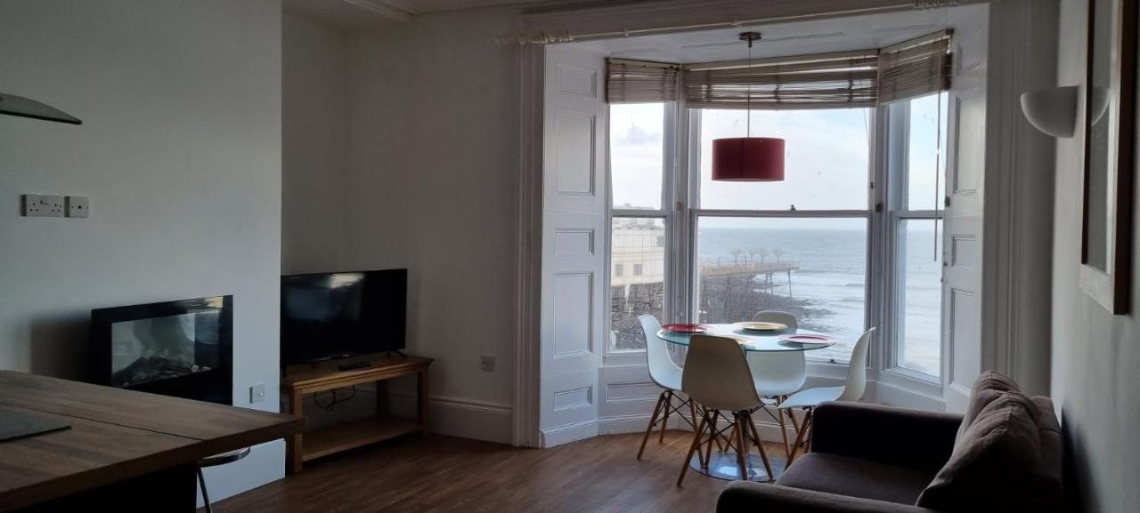 Beautiful Seafront 1 Bedroomed Apartment Aberystwyth